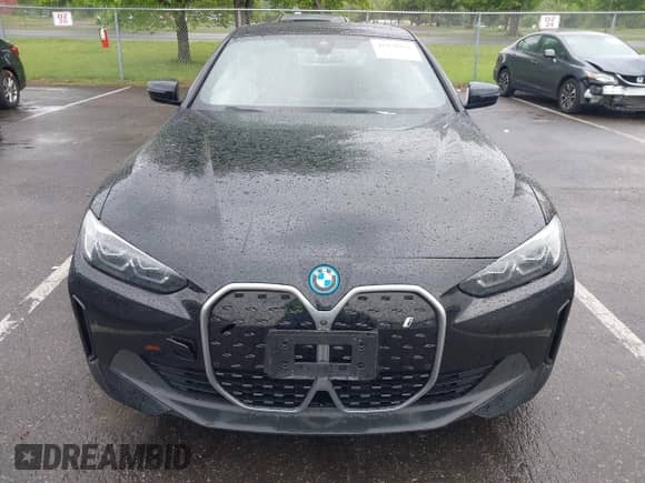 2024 BMW i4 xDrive40 с VIN WBY83FB07RFT10939, выставлен на аукционе IAAI как лот 42258751 с пробегом 11 689 миль миль и . История ставок и продаж доступна на DreamBid. Изображение 12.