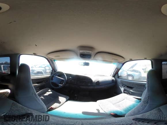 1998 Dodge 1500 с VIN 3B7HF12Z9WM292384, выставлен на аукционе IAAI как лот 42636781 с пробегом 168 397 миль миль и . История ставок и продаж доступна на DreamBid. Изображение 18.