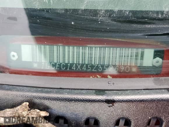 2005 Chevrolet Silverado 1500 z VIN 1GCEC14X45Z352690, wystawiony jako Copart lot #63140875 z przebiegiem 105 293 mil mil oraz Szkoda całkowita • Salvage title. Historia ofert i sprzedaży dostępna na DreamBid. Obrazek 13.