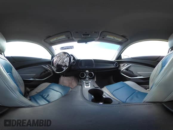 2017 Chevrolet Camaro 1LT z VIN 1G1FB1RSXH0184558, wystawiony jako IAAI lot #43484857 z przebiegiem 59 261 mil mil oraz . Historia ofert i sprzedaży dostępna na DreamBid. Obrazek 18.