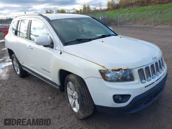 2016 Jeep Compass High Altitude с VIN 1C4NJDEB5GD762568, выставлен на аукционе IAAI как лот 43437672 с пробегом 184 180 миль миль и . История ставок и продаж доступна на DreamBid. Изображение 1.