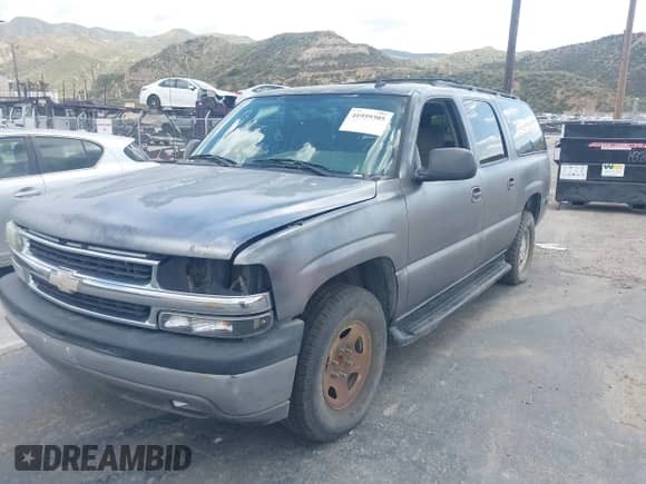 2006 Chevrolet Suburban LS 1WT с VIN 1GNEC16Z26J103651, выставлен на аукционе IAAI как лот 41959305 с пробегом Не указан миль и . История ставок и продаж доступна на DreamBid. Изображение 17.