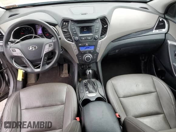 2016 Hyundai Santa Fe Premium z VIN KM8SNDHF2GU132170, wystawiony jako Copart lot #50941155 z przebiegiem 73 054 mil mil oraz Szkoda całkowita • Salvage title. Historia ofert i sprzedaży dostępna na DreamBid. Obrazek 8.