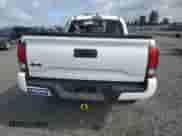 2022 Toyota Tacoma SR z VIN 3TYSZ5AN7NT079214, wystawiony jako Copart lot #56602005 z przebiegiem 78 413 mil mil oraz Szkoda całkowita • Salvage title. Historia ofert i sprzedaży dostępna na DreamBid. Obrazek 6.