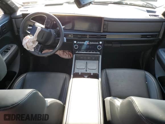 2024 Hyundai Santa Fe Calligraphy с VIN 5NMP5DGL6RH031662, выставлен на аукционе Copart как лот 80056084 с пробегом 5 136 миль миль и Списание • Salvage title. История ставок и продаж доступна на DreamBid. Изображение 8.