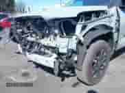 2024 Toyota Tundra Limited z VIN 5TFWA5DB9RX161273, wystawiony jako IAAI lot #41676655 z przebiegiem 10 371 mil mil oraz . Historia ofert i sprzedaży dostępna na DreamBid. Obrazek 6.