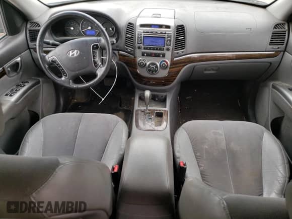 2010 Hyundai Santa Fe SE z VIN 5NMSHDAG8AH409546, wystawiony jako Copart lot #70662514 z przebiegiem 205 169 mil mil oraz Czysty tytuł • Clean title. Historia ofert i sprzedaży dostępna na DreamBid. Obrazek 8.