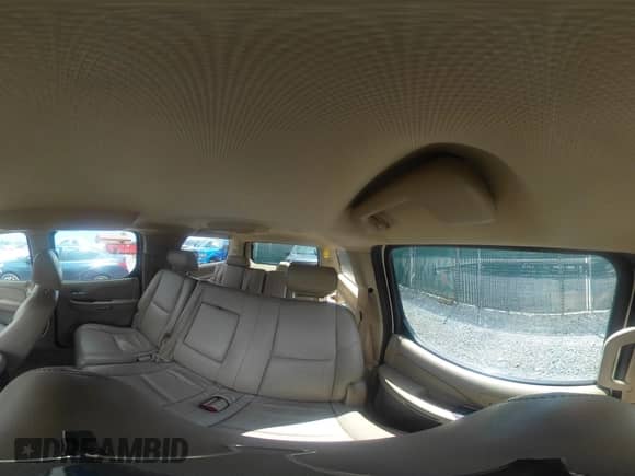 2009 Cadillac Escalade ESV with VIN 1GYFK26239R224780, listed as a IAAI auction lot 42794611 with 109,490 mi miles and . Bid and sale history available at DreamBid. Image 20.