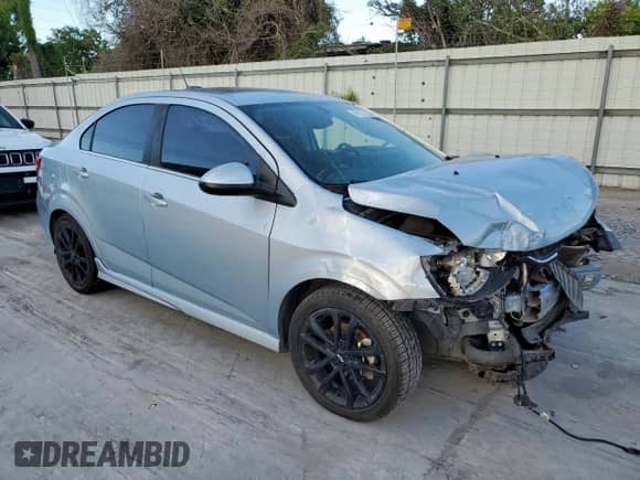 2018 Chevrolet Sonic LT with VIN 1G1JD5SB4J4133870, listed as a Copart auction lot 81517855 with 76,327 mi miles and Salvage title. Bid and sale history available at DreamBid. Image 4.