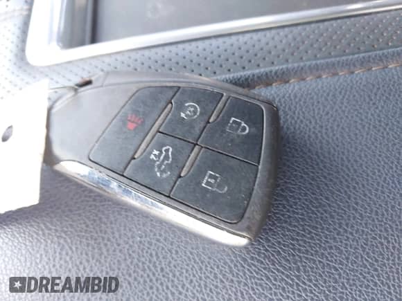 2022 Chevrolet Silverado 1500 High Country с VIN 2GCUDJED1N1513549, выставлен на аукционе IAAI как лот 42758456 с пробегом 66 337 миль миль и . История ставок и продаж доступна на DreamBid. Изображение 11.