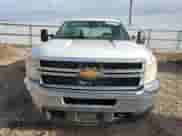 2012 Chevrolet Silverado 3500HD Work Truck с VIN 1GC4KZCG4CF102718, выставлен на аукционе Copart как лот 80769224 с пробегом 56 230 миль миль и Списание • Salvage title. История ставок и продаж доступна на DreamBid. Изображение 5.