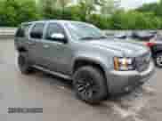 2012 Chevrolet Tahoe LS z VIN 1GNSKAE05CR222364, wystawiony jako Copart lot #57340535 z przebiegiem 122 645 mil mil oraz Szkoda całkowita • Salvage title. Historia ofert i sprzedaży dostępna na DreamBid. Obrazek 4.