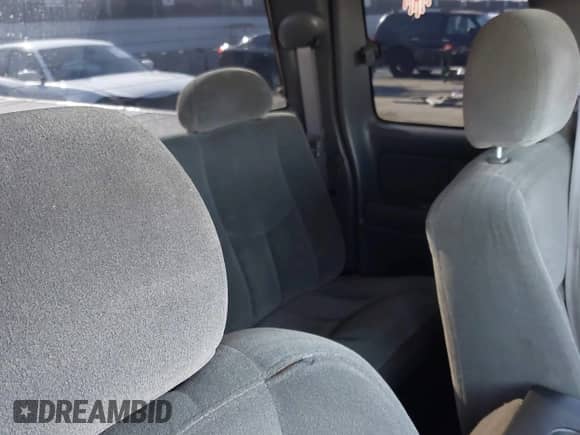 2004 Chevrolet Silverado 1500 Work Truck с VIN 2GCEC19V741353590, выставлен на аукционе IAAI как лот 41988522 с пробегом Не указан миль и . История ставок и продаж доступна на DreamBid. Изображение 8.