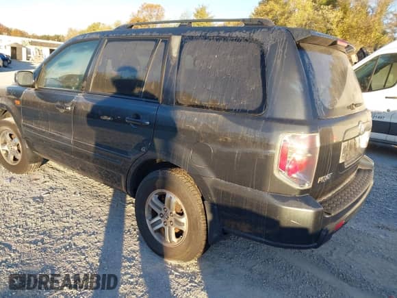 2006 Honda Pilot EX-L z VIN 5FNYF28536B010769, wystawiony jako IAAI lot #43464954 z przebiegiem 279 291 mil mil oraz . Historia ofert i sprzedaży dostępna na DreamBid. Obrazek 3.