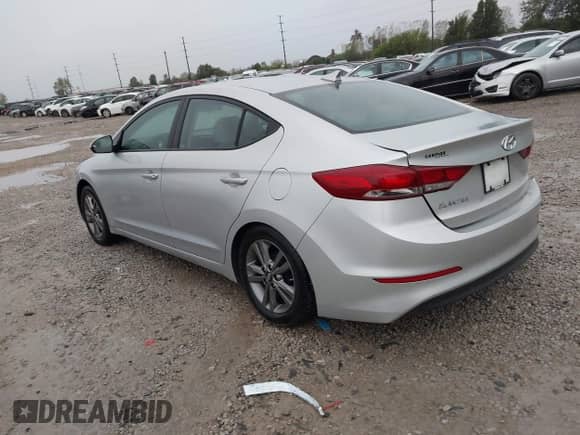 2017 Hyundai Elantra Limited with VIN 5NPD84LF5HH204812, listed as a IAAI auction lot 43372492 with 61,791 mi miles and . Bid and sale history available at DreamBid. Image 3.