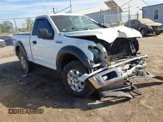 2019 Ford F-150 XL z VIN 1FTMF1EP2KKC58829, wystawiony jako IAAI lot #43364397 z przebiegiem 89 612 mil mil oraz . Historia ofert i sprzedaży dostępna na DreamBid. Obrazek 1.
