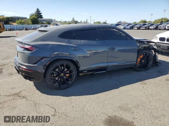 2024 Lamborghini Urus S с VIN ZPBUB3ZL4RLA31248, выставлен на аукционе Copart как лот 63012815 с пробегом 4 686 миль миль и Списание • Salvage title. История ставок и продаж доступна на DreamBid. Изображение 3.