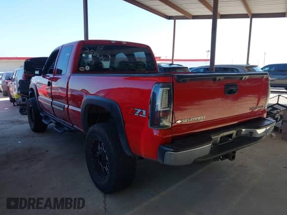 2003 Chevrolet Silverado 1500 с VIN 2GCEK19V031258824, выставлен на аукционе IAAI как лот 42381291 с пробегом 208 221 миль миль и . История ставок и продаж доступна на DreamBid. Изображение 3.