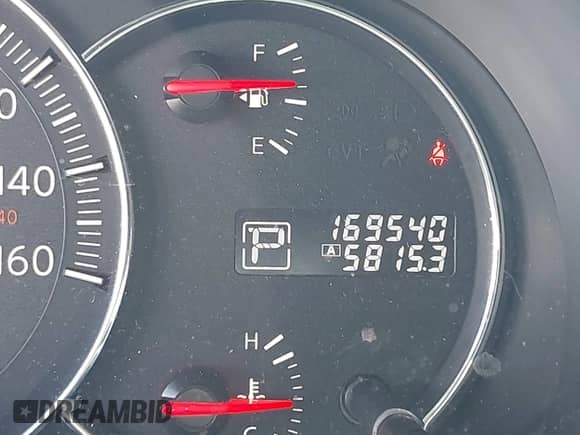 2014 Nissan Maxima SV z VIN 1N4AA5AP1EC494763, wystawiony jako IAAI lot #42931030 z przebiegiem 169 540 mil mil oraz . Historia ofert i sprzedaży dostępna na DreamBid. Obrazek 16.