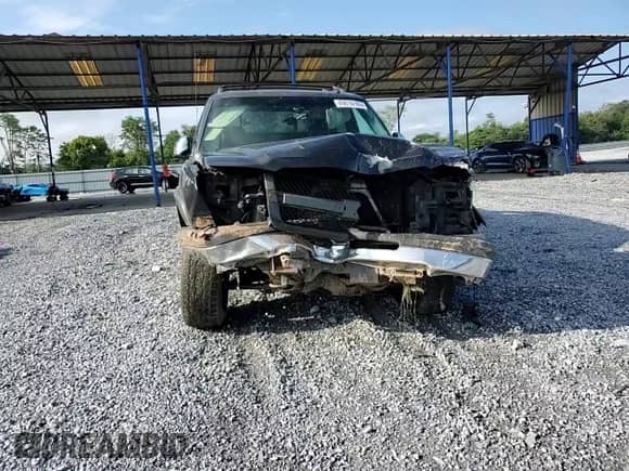 2003 Chevrolet Avalanche с VIN 3GNEC13T33G228297, выставлен на аукционе Copart как лот 69616165 с пробегом Не указан миль и Списание • Salvage title. История ставок и продаж доступна на DreamBid. Изображение 13.