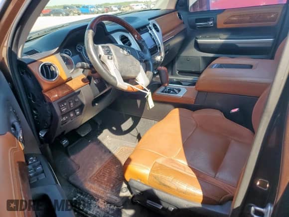 2014 Toyota Tundra 1794 Edition with VIN 5TFGY5F1XEX165380, listed as a Copart auction lot 70627725 with 127,833 mi miles and Salvage title. Bid and sale history available at DreamBid. Image 7.