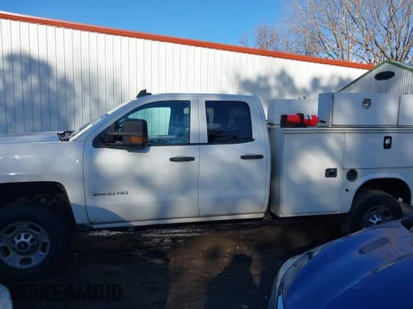 2019 Chevrolet Silverado 2500HD z VIN 2GB2KREG7K1219823, wystawiony jako IAAI lot #41363048 z przebiegiem 256 734 mil mil oraz . Historia ofert i sprzedaży dostępna na DreamBid. Obrazek 14.