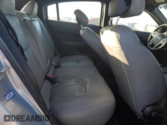 2014 Chrysler 200 Touring с VIN 1C3CCBBB3EN186467, выставлен на аукционе Copart как лот 42313585 с пробегом 188 410 миль миль и Чистый • Clean title. История ставок и продаж доступна на DreamBid. Изображение 10.