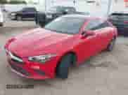2020 Mercedes-Benz CLA 250 z VIN WDD5J4GB6LN061268, wystawiony jako IAAI lot #43109829 z przebiegiem 134 135 mil mil oraz . Historia ofert i sprzedaży dostępna na DreamBid. Obrazek 17.