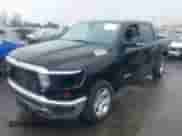 2020 Ram 1500 Big Horn z VIN 1C6RREFG1LN333692, wystawiony jako IAAI lot #41517721 z przebiegiem 67 046 mil mil oraz . Historia ofert i sprzedaży dostępna na DreamBid. Obrazek 21.