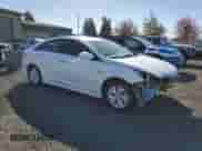 2014 Hyundai Sonata с VIN KMHEC4A49EA116705, выставлен на аукционе Copart как лот 80913035 с пробегом 137 227 миль миль и Списание • Salvage title. История ставок и продаж доступна на DreamBid. Изображение 4.