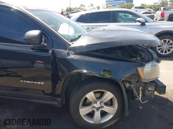 2014 Jeep Compass Sport с VIN 1C4NJCBB6ED531657, выставлен на аукционе IAAI как лот 43039659 с пробегом 177 242 миль миль и . История ставок и продаж доступна на DreamBid. Изображение 13.