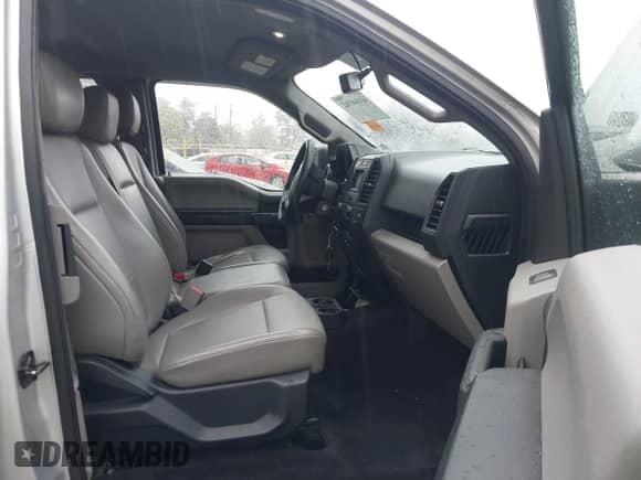 2017 Ford F-150 XL с VIN 1FTEX1C89HKD77872, выставлен на аукционе IAAI как лот 43360742 с пробегом 139 137 миль миль и . История ставок и продаж доступна на DreamBid. Изображение 5.