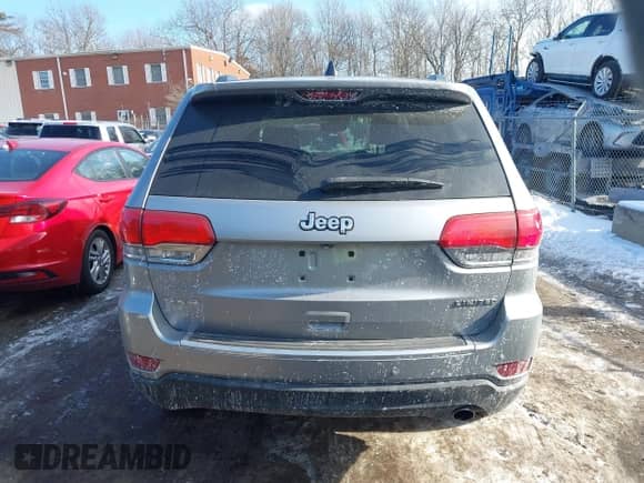 2019 Jeep Grand Cherokee Limited X with VIN 1C4RJFBG5KC693859, listed as a IAAI auction lot 41400893 with 106,966 mi miles and . Bid and sale history available at DreamBid. Image 16.