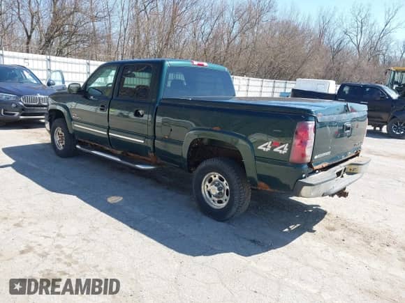 2003 Chevrolet Silverado 2500HD LS с VIN 1GCHK23173F123681, выставлен на аукционе IAAI как лот 42031634 с пробегом 357 455 миль миль и . История ставок и продаж доступна на DreamBid. Изображение 3.