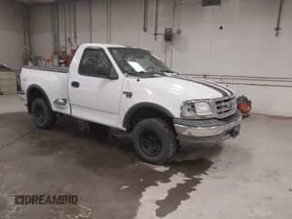 2004 Ford F-150 z VIN 2FTRF08W34CA17419, wystawiony jako IAAI lot #41527558 z przebiegiem 64 877 mil mil oraz . Historia ofert i sprzedaży dostępna na DreamBid. Obrazek 1.
