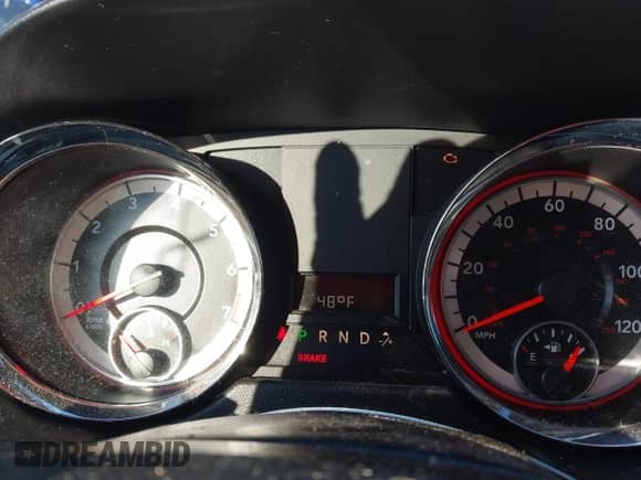 2019 Dodge Grand Caravan SXT with VIN 2C4RDGCG1KR672042, listed as a IAAI auction lot 41213183 with 160,019 mi miles and . Bid and sale history available at DreamBid. Image 7.