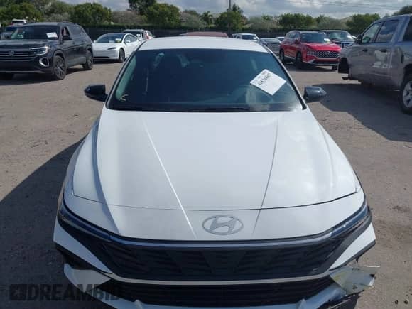 2025 Hyundai Elantra Blue with VIN KMHLM4DJ0SU123350, listed as a IAAI auction lot 41536867 with 6,077 mi miles and . Bid and sale history available at DreamBid. Image 13.