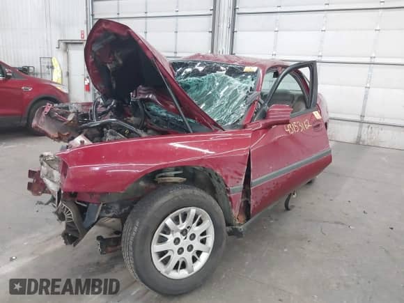 2005 Chevrolet Impala с VIN 2G1WF52E359285085, выставлен на аукционе IAAI как лот 43153162 с пробегом Не указан миль и . История ставок и продаж доступна на DreamBid. Изображение 18.