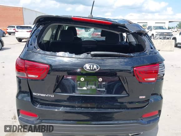 2019 Kia Sorento LX with VIN 5XYPG4A38KG587796, listed as a IAAI auction lot 42356337 with 43,718 mi miles and . Bid and sale history available at DreamBid. Image 6.