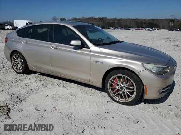 2010 BMW 5 Series 550i Gran Turismo с VIN WBASN4C52AC209388, выставлен на аукционе Copart как лот 46691885 с пробегом 127 058 миль миль и Чистый • Clean title. История ставок и продаж доступна на DreamBid. Изображение 4.