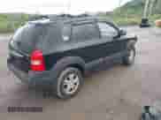 2008 Hyundai Tucson SE with VIN KM8JN72D28U878351, listed as a IAAI auction lot 42333359 with 133,830 mi miles and . Bid and sale history available at DreamBid. Image 4.