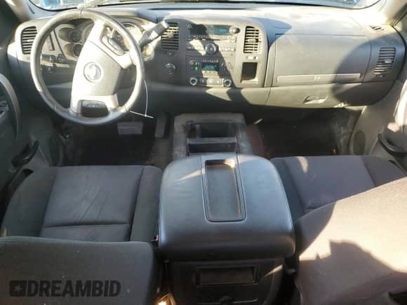 2010 Chevrolet Silverado 1500 LT z VIN 3GCRKSE37AG201388, wystawiony jako Copart lot #90482615 z przebiegiem 184 925 mil mil oraz Szkoda całkowita • Salvage title. Historia ofert i sprzedaży dostępna na DreamBid. Obrazek 8.