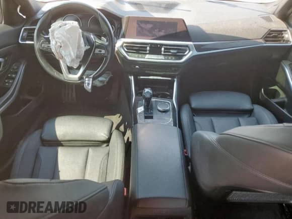 2019 BMW 3 Series 330i with VIN WBA5R1C53KAK07565, listed as a Copart auction lot 68047625 with 72,997 mi miles and Salvage title. Bid and sale history available at DreamBid. Image 8.