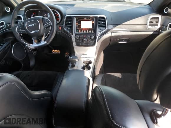 2015 Jeep Grand Cherokee SRT z VIN 1C4RJFDJ4FC899222, wystawiony jako Copart lot #45096805 z przebiegiem 81 735 mil mil oraz Szkoda całkowita • Salvage title. Historia ofert i sprzedaży dostępna na DreamBid. Obrazek 8.