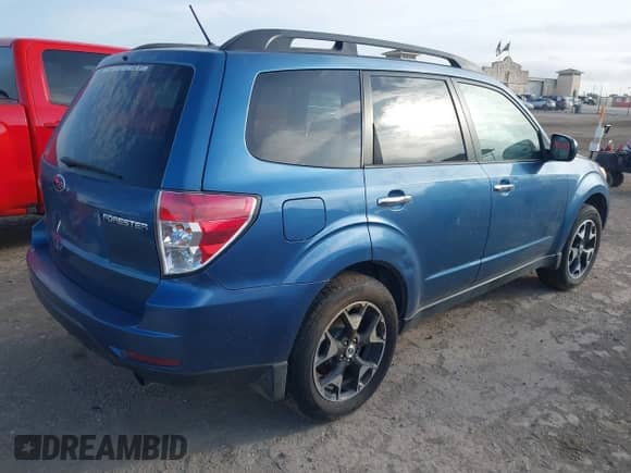 2009 Subaru Forester X z VIN JF2SH63629H714247, wystawiony jako IAAI lot #42633048 z przebiegiem 199 819 mil mil oraz . Historia ofert i sprzedaży dostępna na DreamBid. Obrazek 4.