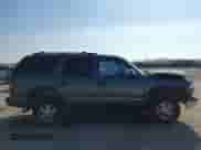 2002 Chevrolet Tahoe Z71 z VIN 1GNEK13Z22R116838, wystawiony jako IAAI lot #41776472 z przebiegiem 298 782 mil mil oraz . Historia ofert i sprzedaży dostępna na DreamBid. Obrazek 14.