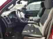 2021 Ram 1500 Big Horn z VIN 1C6RREFG1MN593219, wystawiony jako Copart lot #56027765 z przebiegiem 81 616 mil mil oraz Szkoda całkowita • Salvage title. Historia ofert i sprzedaży dostępna na DreamBid. Obrazek 7.