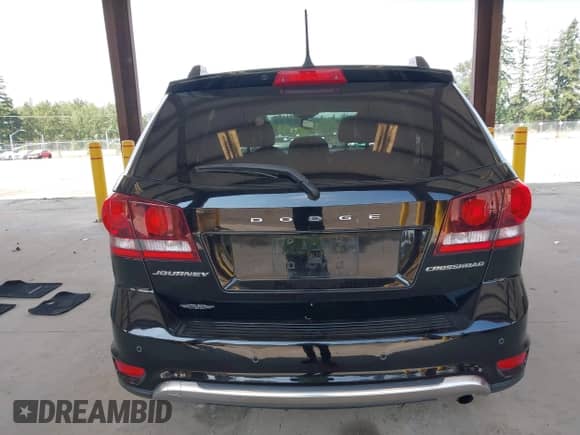2017 Dodge Journey Crossroad with VIN 3C4PDCGB2HT598893, listed as a IAAI auction lot 42871537 with 142,010 mi miles and . Bid and sale history available at DreamBid. Image 16.
