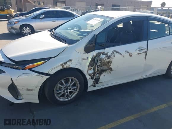 2019 Toyota Prius Plus с VIN JTDKARFP4K3114700, выставлен на аукционе IAAI как лот 42862108 с пробегом 139 020 миль миль и . История ставок и продаж доступна на DreamBid. Изображение 6.