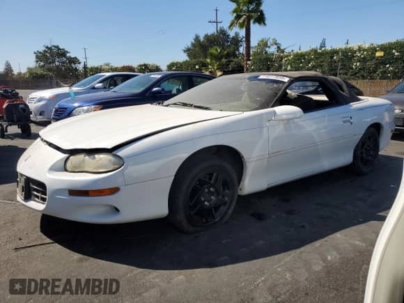 2000 Chevrolet Camaro with VIN 2G1FP32K7Y2164189, listed as a Copart auction lot 71517855 with Not provided miles and Salvage title. Bid and sale history available at DreamBid. Image 1.